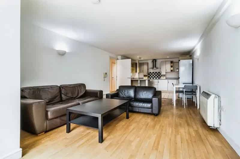 2 Bed Furnished Apartment Manchester City Centre W3 Development