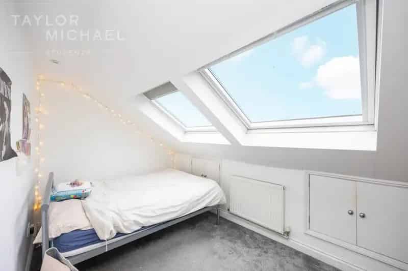 6 Bedroom Terraced House Central Brighton Bills Included Student Property