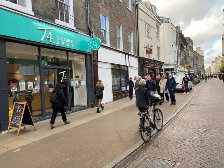 Cambridge City Centre Retail Unit - Prime Location Near Sainsbury's