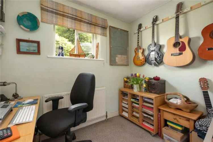 3 Bed House for Sale in Waltham, Kent