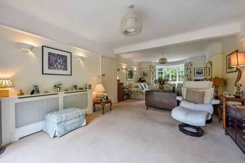 4 bedroom House
 For Sale