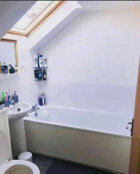 1 Bed Flat Cannock Staffordshire Private Parking Large Garden