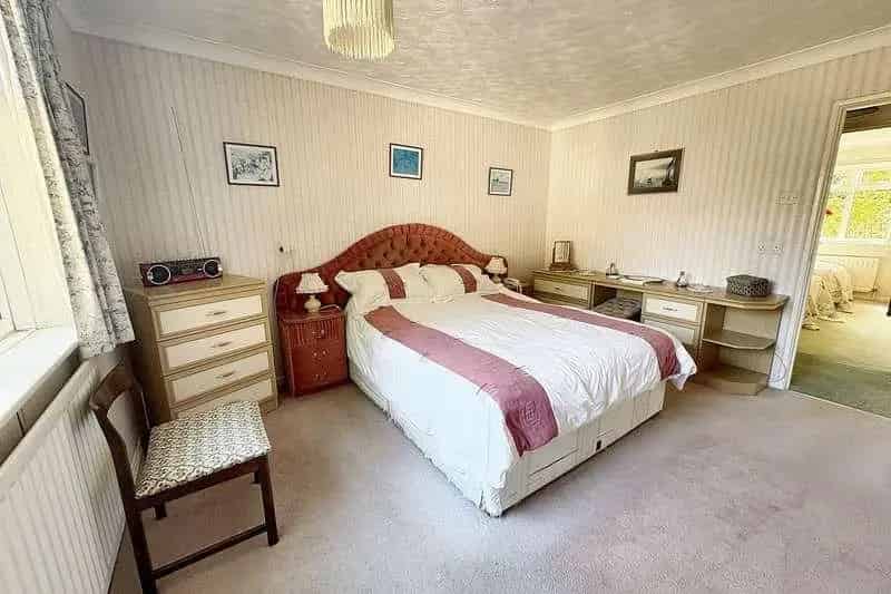 3 Bed Detached Bungalow Near Ringwood Forest