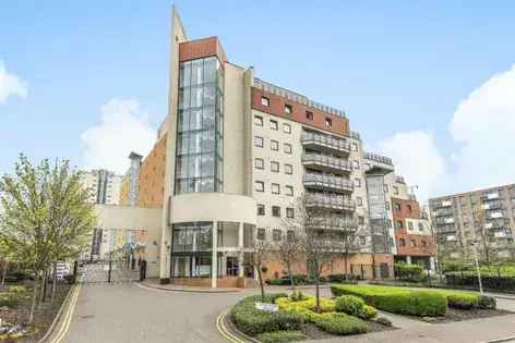 2 Bedroom 2 Bathroom Apartment 109m² London Riverside