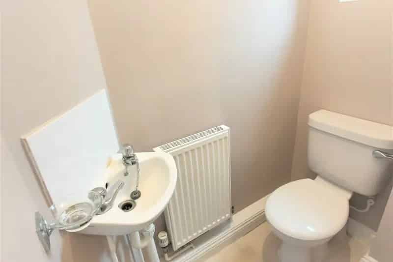 3 Bedroom House in Moreton Hall - Zero Deposit Available