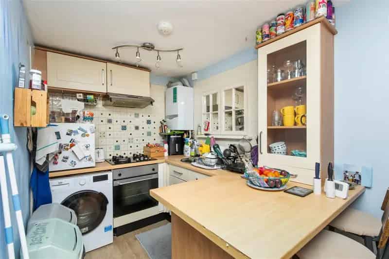 2 Bedroom Maisonette Brighton - Near Beach - Investment Opportunity