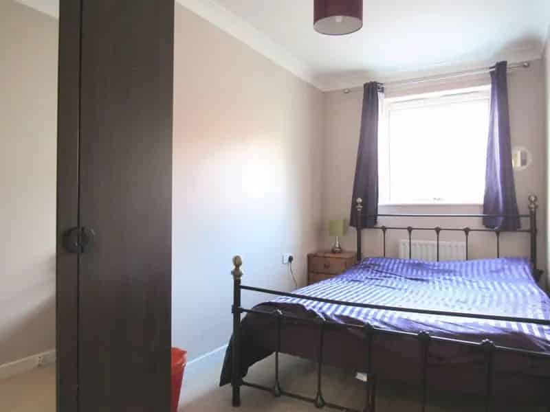 2 Bedroom Flat House to Rent