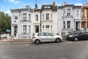 2 Bedroom Apartment to Rent Near Seven Dials