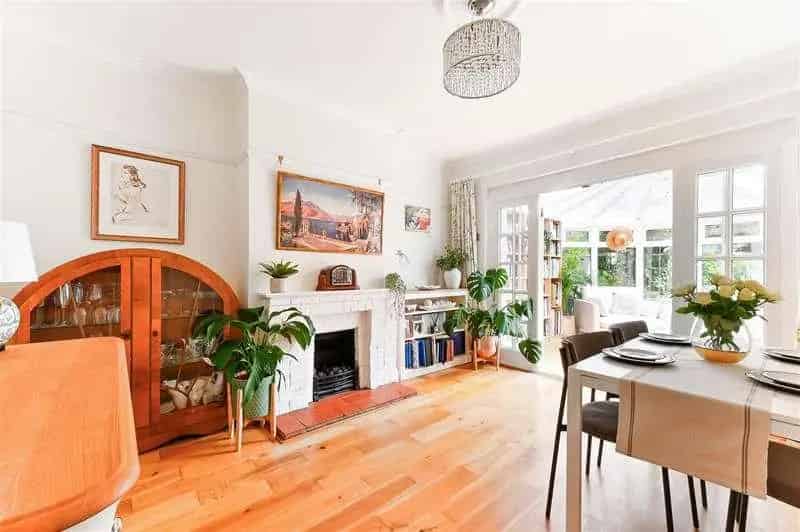 4 Bed House for Sale in Chase Estate, Epsom
