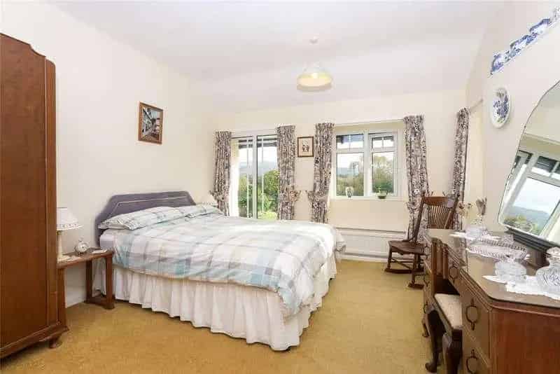 3 Bed House for Sale Scenic Views  Landscaped Gardens Solar Panels