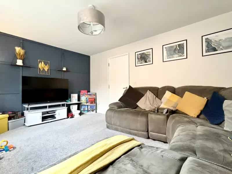 5 Bedroom Townhouse For Sale in Manvers