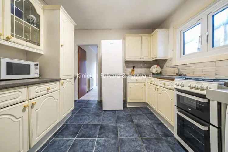 Spacious Family Home Near Southall Broadway - Long Term Let