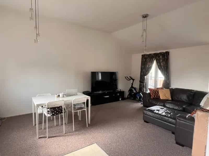 2 Bedroom House To Let North Cornelly