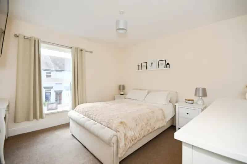 2 Bed House for Sale - Ready to Move Into