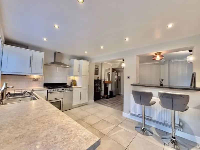 3 Bedroom End Terrace House to Rent Great Barr