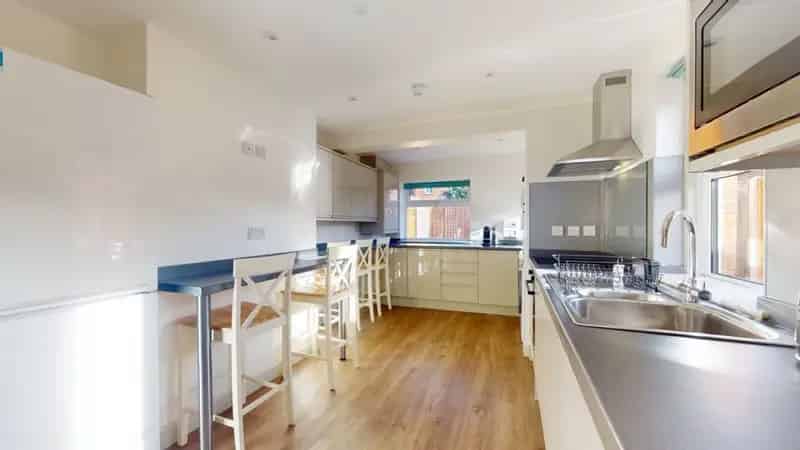 1 Bedroom Flat To Rent Available 01062025