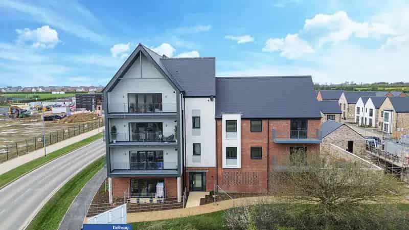 2 Bedroom Apartment to Rent