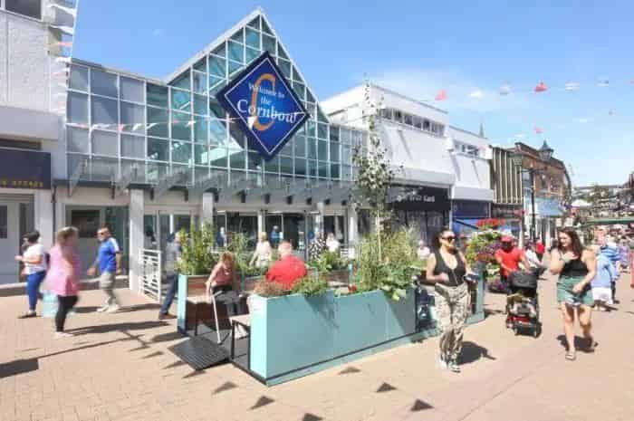 Retail Units For Lease: High Footfall Shopping Centre