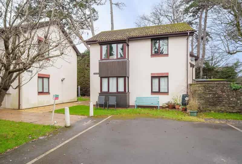 1 Bedroom Apartment for Sale