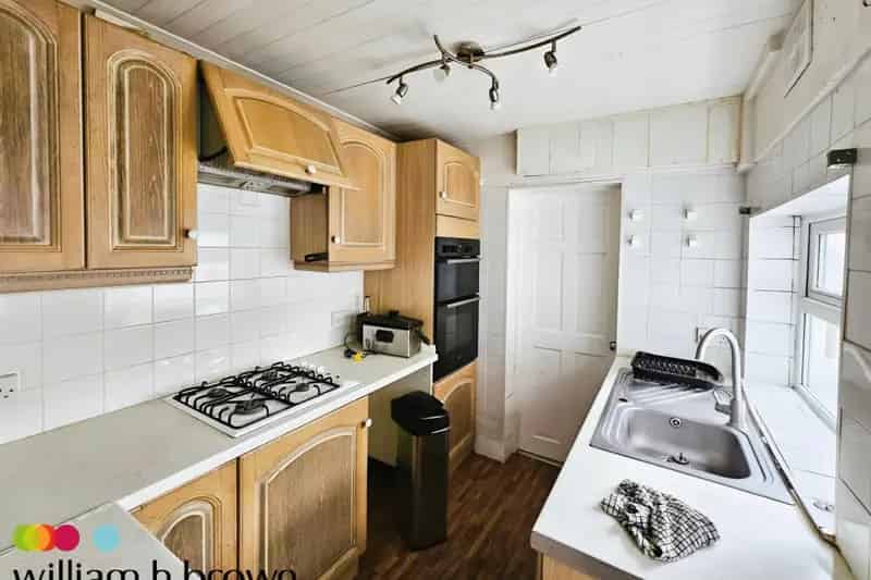 Three Bedroom Terraced House Near Town Centre Zero Deposit Available