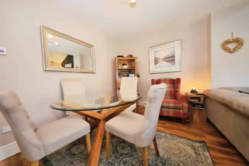 Three Bedroom Townhouse Kidderminster Canal Views Solar Panels