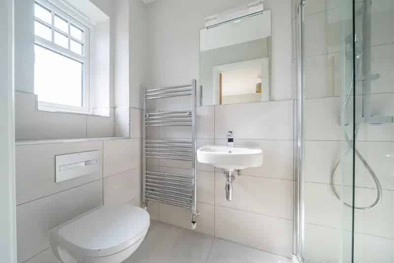 3 Bed Semi-Detached House for Sale