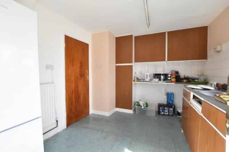 3 bed property for sale