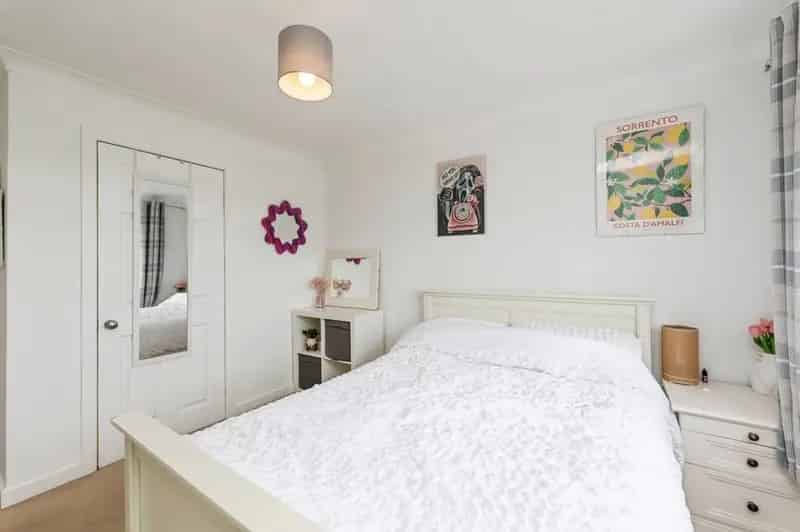 4 Bedroom Detached House for Sale in Low Ackworth