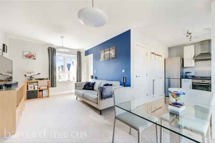 Modern One Bedroom Apartment near Horton Country Park Epsom