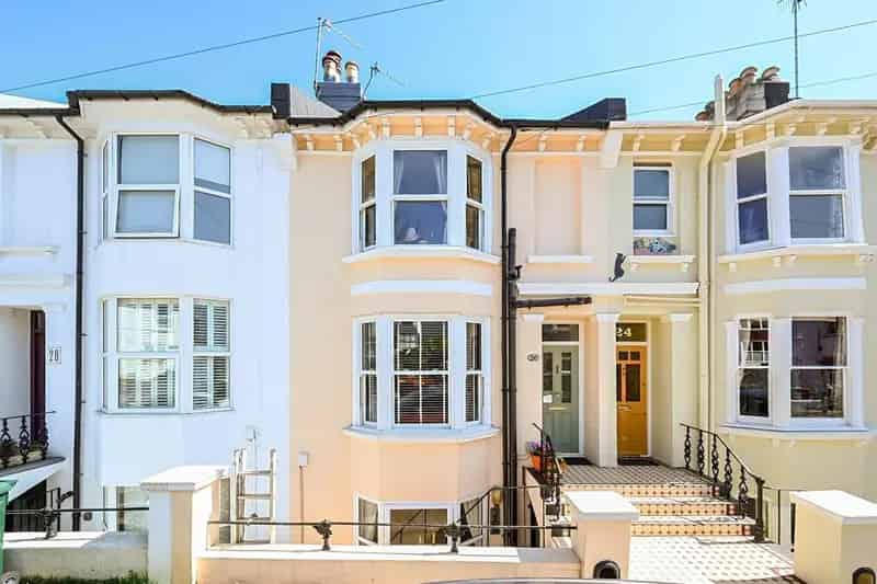 1 Bedroom Apartment for Sale