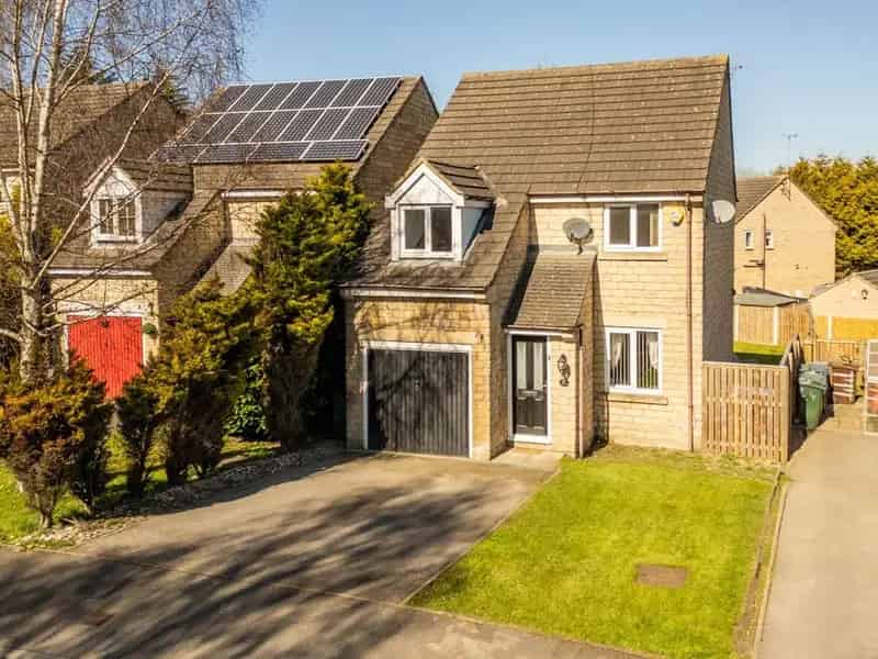3 Bedroom Detached House for Sale