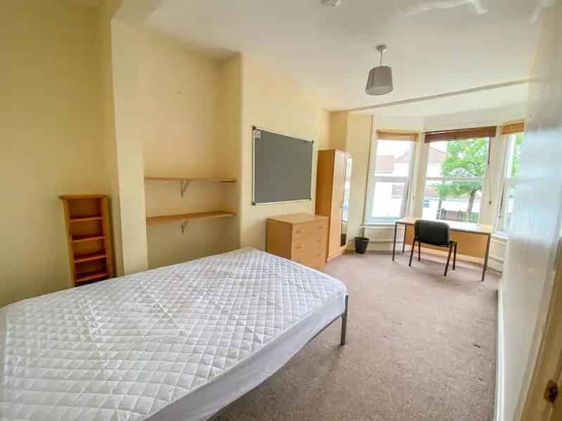 6 Bedroom House For Sale Investment Opportunity