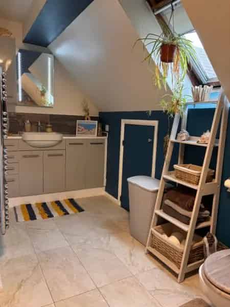 Two-Bedroom Maisonette with Parking near South Bermondsey Station
