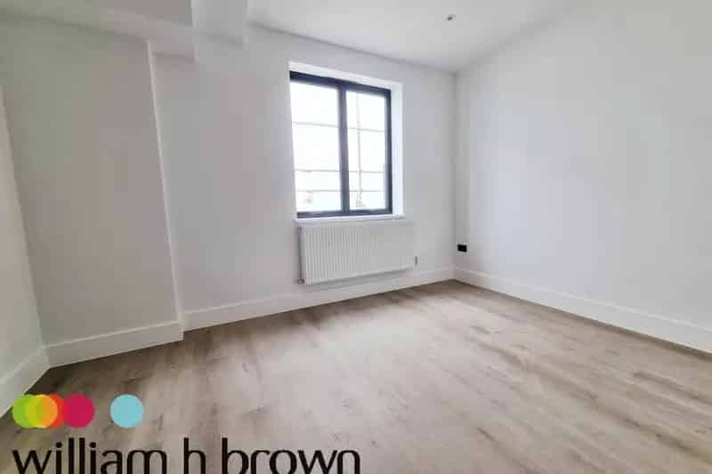 Modern Apartment near City Centre and Mainline Station