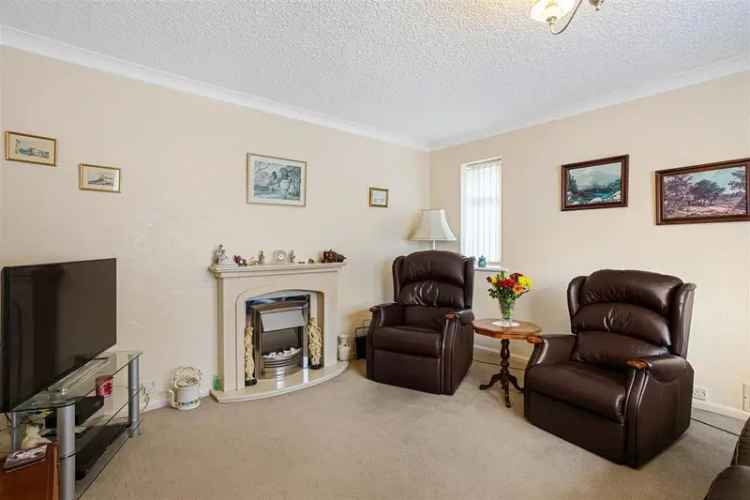 2 bedroom semi-detached bungalow for sale