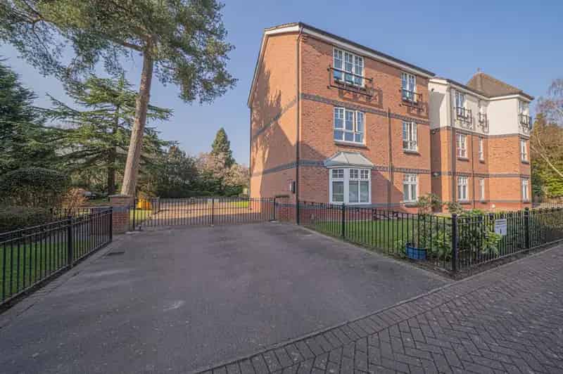 2 Bedroom Apartment for Sale
