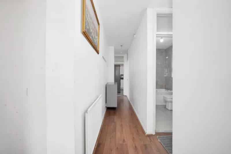 3 Bed Flat for Sale near Spitalfields Market