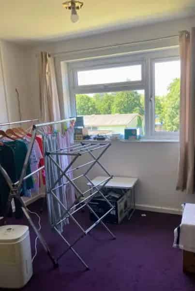 1 Bedroom Maisonette Near Sandringham Park
