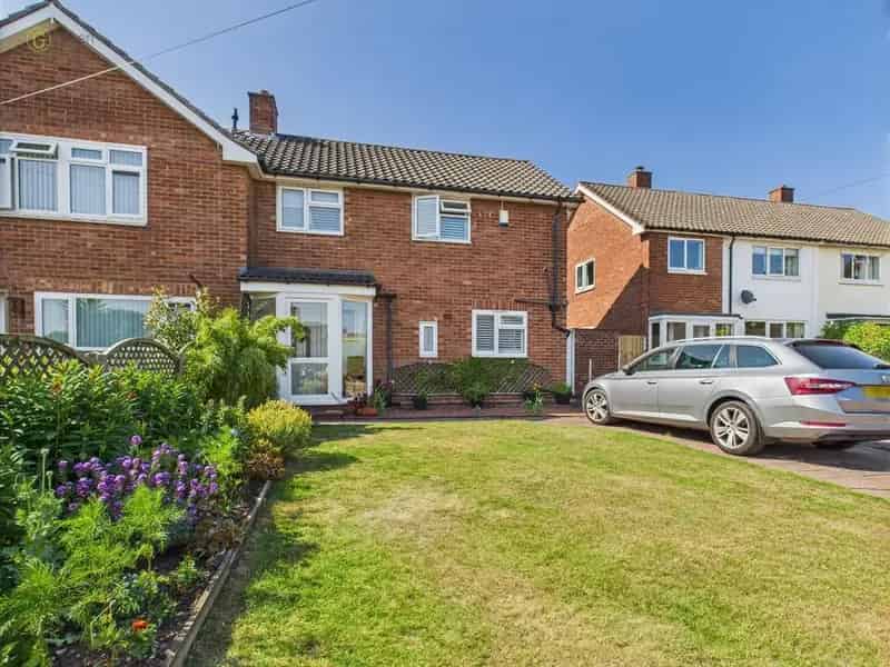 3 Bedroom Semi-Detached House For Sale Near Wylde Green Train Station