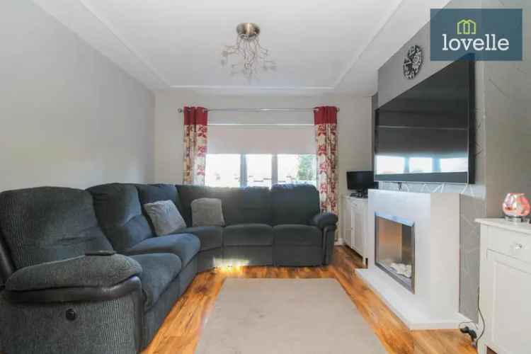 3 bedroom semi-detached house for sale