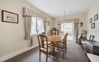 Spacious Family Home with Workshop and Large Garden