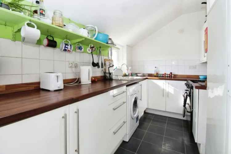 6 Bedroom HMO Flat For Sale in Aberdeen
