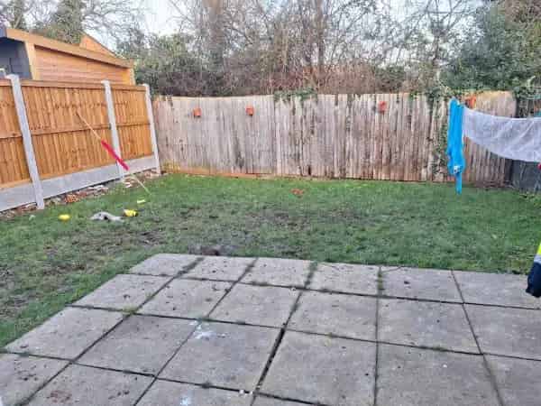 2 Bed House Near School and Park