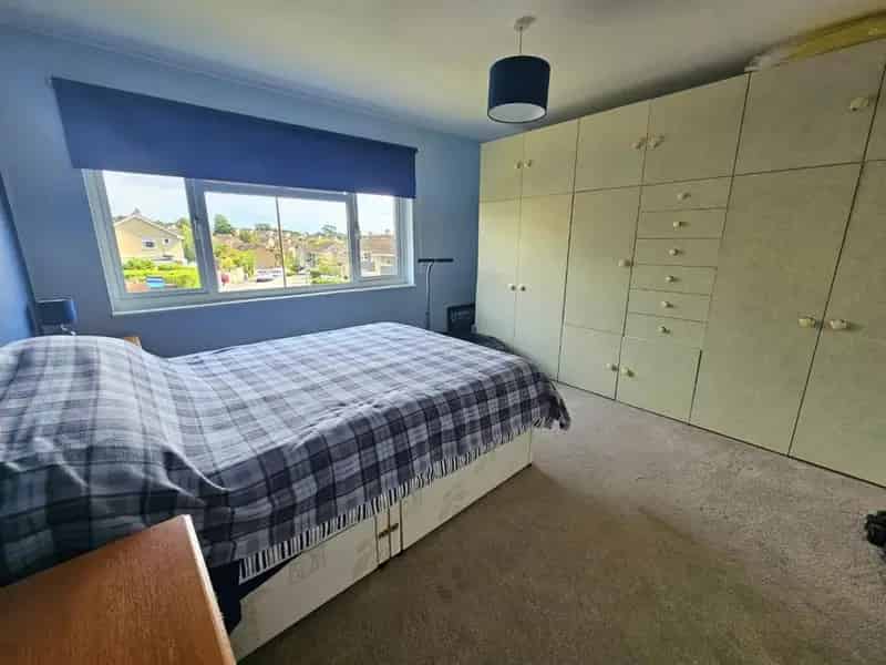 3 Bedroom House For Sale in Wotton-under-Edge