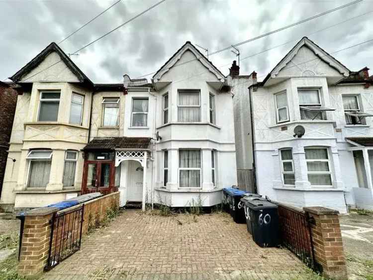 5 Bedroom Semi Detached House for Sale Wembley