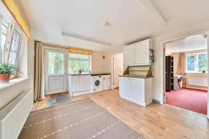 4 Bedroom Bungalow For Sale 1583 SQ FT
