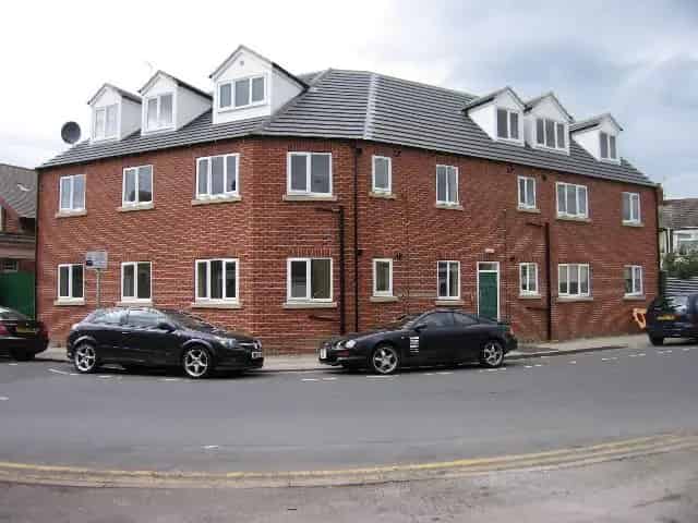 2 Bedroom Flat to Rent Secure Parking Integrated Appliances