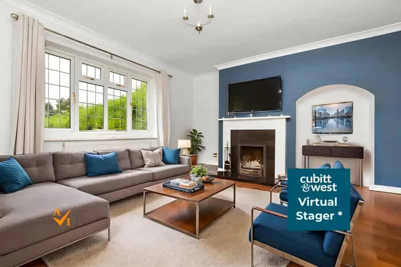 3 Bedroom Semi Detached House for Sale Banstead