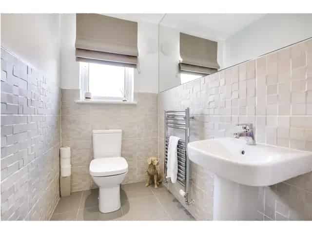 4 Bedroom Detached House for Sale in Hamilton