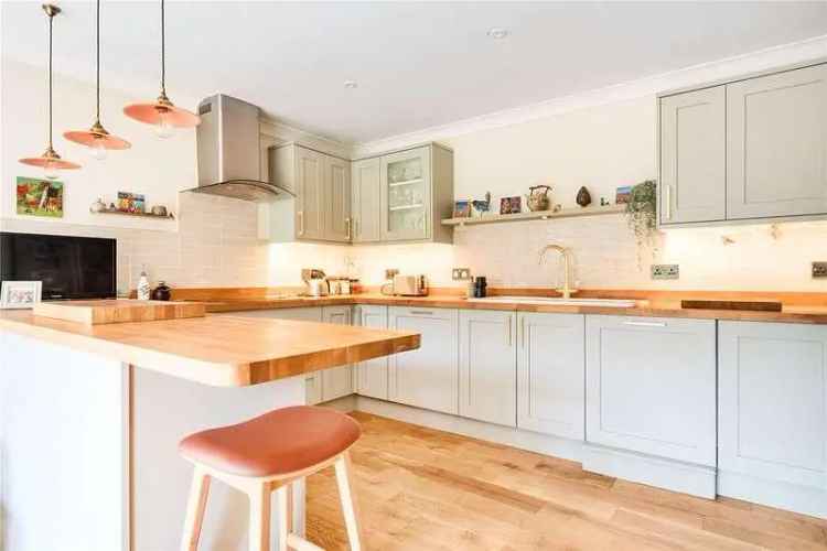 4 Bed House For Sale 1600 Sq Ft Open Plan Kitchen